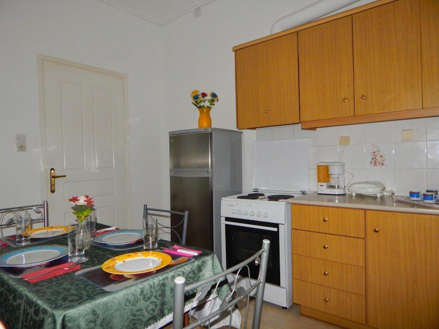 Cozy Apartment For 2-5 People-Center Tripoli 1 외부 사진